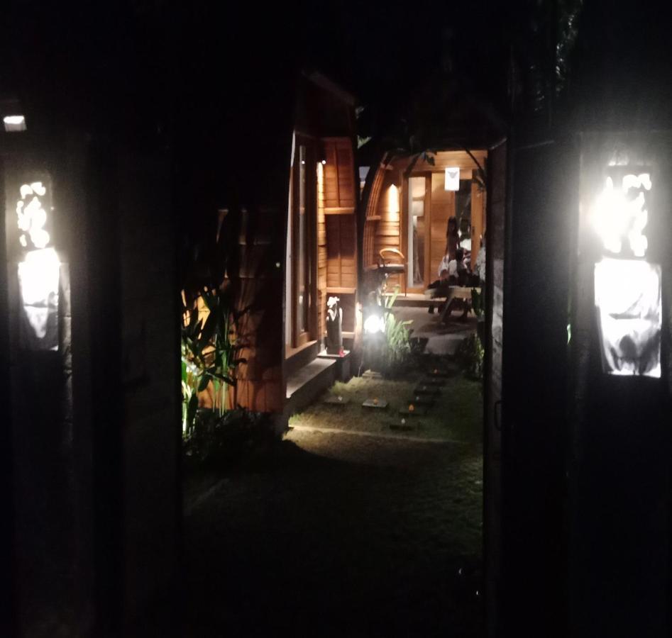 Villa Lumbung Amertha Sari Lovina Zewnętrze zdjęcie