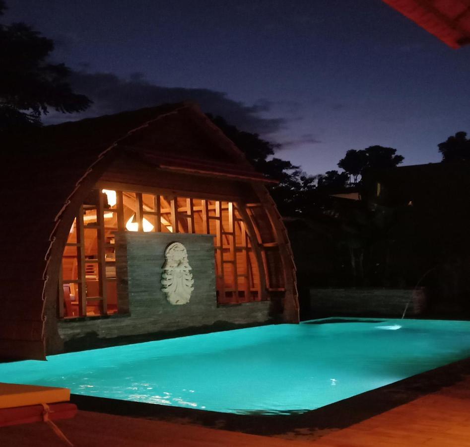 Villa Lumbung Amertha Sari Lovina Zewnętrze zdjęcie